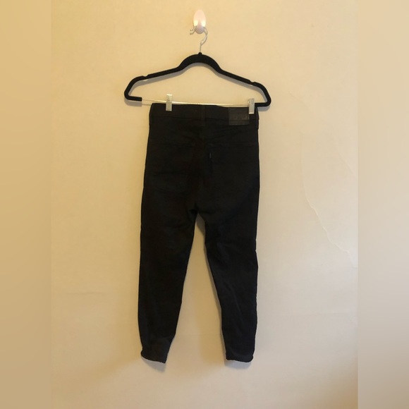 Levis size 28 black high rise skinny jeans - Picture 2 of 2
